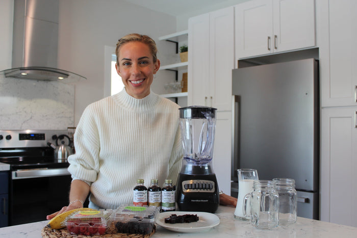 Holly with Elderberry Smoothie Ingredients