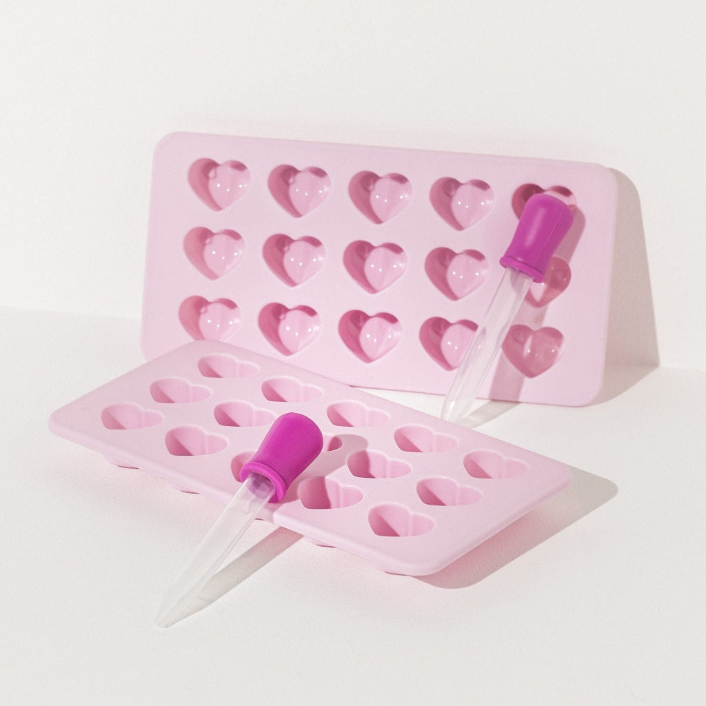Heart-Shaped Silicone Gummy Molds with Dropper (15ml) - Seattle
